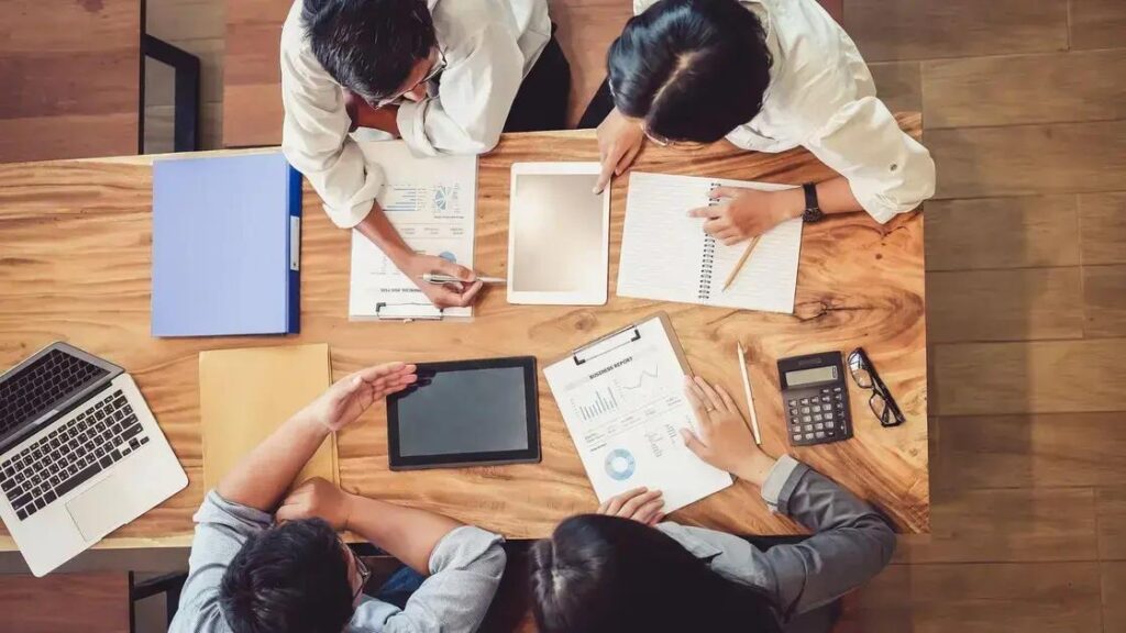 Como desenvolver habilidades de comunicação para ter sucesso profissional